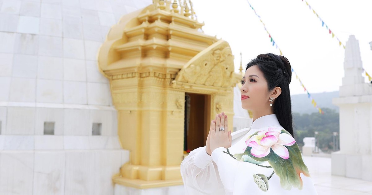 Ca sĩ Phương Nga ra mắt MV nhạc Phật