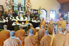 Lễ tưởng niệm lần thứ 7 Ni trưởng Thích nữ Như Hoa, tại chùa Vĩnh Phước - Ảnh: Huy Linh
