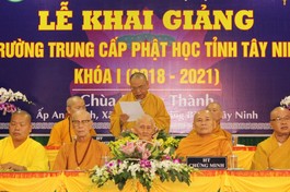 Trường Trung cấp Phật học tỉnh Tây Ninh khai giảng khóa I vào năm 2018