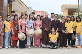 Câu Lạc bộ Thanh thiếu niên Phật tử Hương Từ chùa Phật Quang