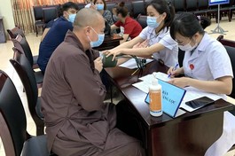 Thanh Hóa: 170 chức sắc Phật giáo tiêm phòng vắc-xin Covid-19