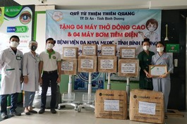 Chùa Thiên Quang hỗ trợ thiết bị y tế điều trị Covid-19 đến Bệnh viện Đa khoa Medic Bình Dương
