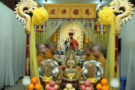 Chùa Đại Hạnh tổ chức trai đàn chẩn tế - cầu siêu bạt độ chư hương linh tử vong vì Covid-19