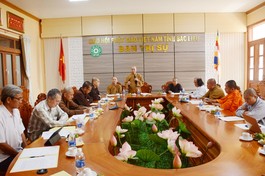 Thượng tọa Thích Giác Nghi chủ trì buổi họp cùng 2 ban chuyên môn trực thuộc Ban Trị sự