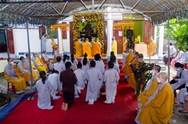 Lễ tưởng niệm và phụng tống kim quan Ni trưởng Thích nữ Thông Tuyên