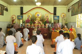 TP.HCM: 30 Phật tử huyện Cần Giờ tham gia khóa tu tại chùa Hải Đức