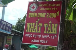 Quán cơm chay 2 nghìn đồng ấm tình người ở Gò Công Tây