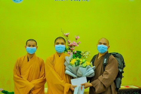 Phật giáo Quảng Ninh tiễn Đại đức Thích Giác Tâm vào miền Nam chống dịch Covid-19