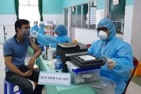 Các dấu hiệu đông máu, giảm tiểu cầu sau tiêm vắc-xin Covid-19