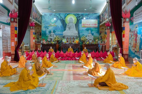 Chùa Thanh Hà trang nghiêm bố-tát, thuyết giới nhân mùa An cư kiết hạ Phật lịch 2565
