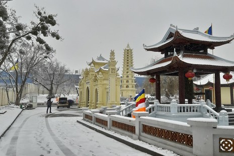 Chùa Trúc Lâm Kharkov trong mùa tuyết ở Ukraine - Ảnh: CTLK