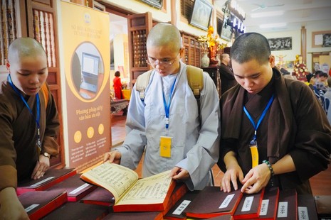Trung tâm Tư liệu Phật giáo Việt Nam vừa được làm lễ ra mắt tại chùa Đại Từ Ân - Hà Nội