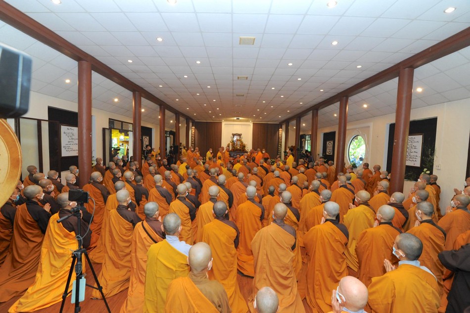 Tang lễ Thiền sư Thích Nhất Hạnh (1926-2022) do tổ đình Từ Hiếu và Tăng thân Làng Mai tổ chức theo di nguyện của Thiền sư