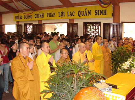Hà Nội: Ban Hoằng pháp Trung ương tư vấn mùa thi ảnh 6