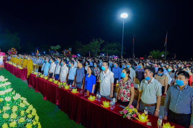 Ninh Bình: Lễ cầu quốc thái dân an và hoa đăng ở cố đô Hoa Lư ảnh 10
