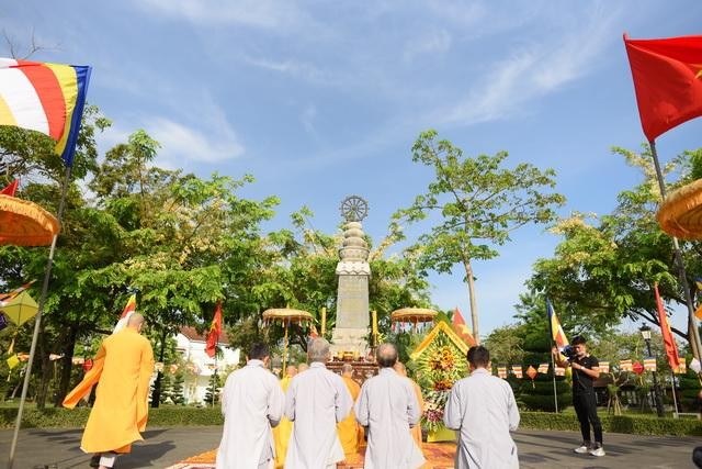 Thừa Thiên Huế: Dâng hương tưởng niệm và thăm các gia đình Thánh tử đạo trong Pháp nạn 1963 ảnh 1