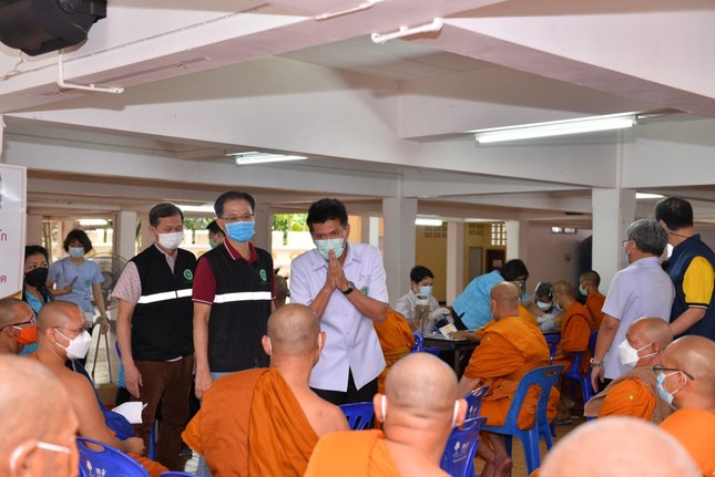 Bệnh viện dành cho tu sĩ Phật giáo tại Thái Lan ảnh 11