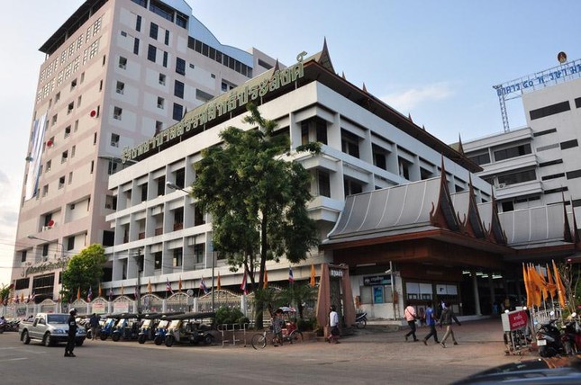 Bệnh viện dành cho tu sĩ Phật giáo tại Thái Lan ảnh 3