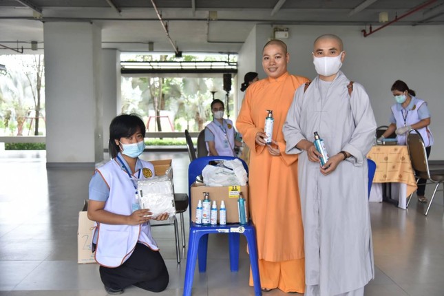 Bệnh viện dành cho tu sĩ Phật giáo tại Thái Lan ảnh 4