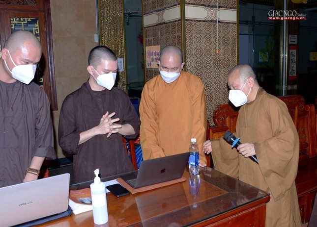 Lãnh đạo Giáo hội thăm các cơ sở hỗ trợ tuyến đầu chống dịch của Phật giáo tại TP.HCM ảnh 5
