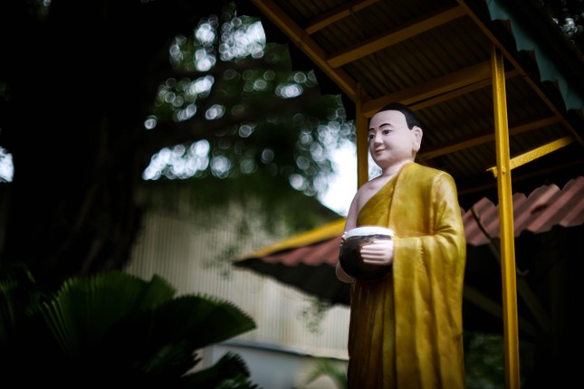 Người Sa Đéc đến chùa trong rằm tháng Giêng ảnh 17