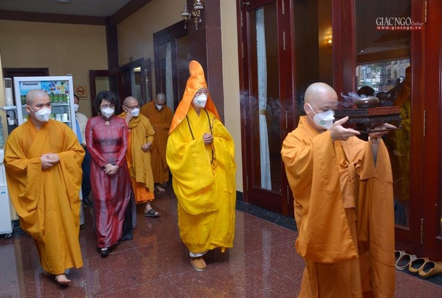 Trang nghiêm Đại lễ kỳ siêu nạn nhân tử vong trong dịch bệnh Covid-19, tại Việt Nam Quốc Tự ảnh 8