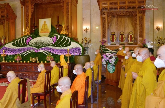 Lễ tưởng niệm 713 năm ngày Đức Phật hoàng Trần Nhân Tông nhập Niết-bàn, tại Việt Nam Quốc Tự ảnh 11