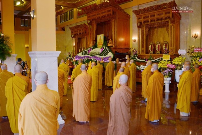 Lễ tưởng niệm 713 năm ngày Đức Phật hoàng Trần Nhân Tông nhập Niết-bàn, tại Việt Nam Quốc Tự ảnh 8