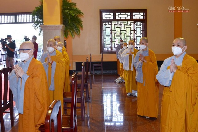 Lễ tưởng niệm 713 năm ngày Đức Phật hoàng Trần Nhân Tông nhập Niết-bàn, tại Việt Nam Quốc Tự ảnh 9