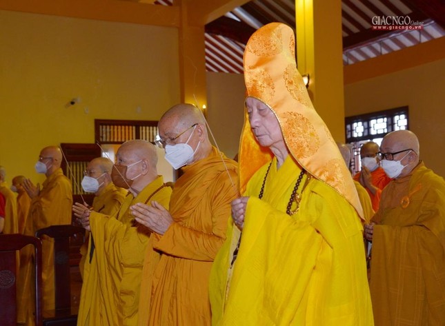 Lễ tưởng niệm 713 năm ngày Đức Phật hoàng Trần Nhân Tông nhập Niết-bàn, tại Việt Nam Quốc Tự ảnh 3