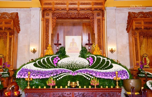Lễ tưởng niệm 713 năm ngày Đức Phật hoàng Trần Nhân Tông nhập Niết-bàn, tại Việt Nam Quốc Tự ảnh 1
