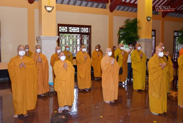 Lễ tưởng niệm 713 năm ngày Đức Phật hoàng Trần Nhân Tông nhập Niết-bàn, tại Việt Nam Quốc Tự ảnh 7