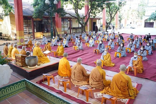 Hà Nội: Khóa tu "Ngày an lạc" trực tuyến, tại chùa Bằng nhân mùa gia hạnh Phổ Hiền ảnh 3