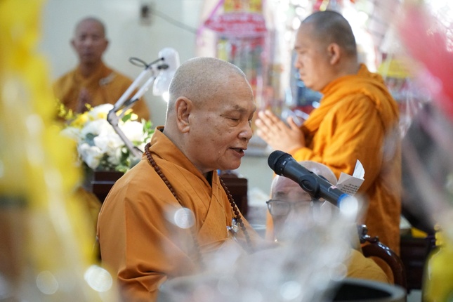 Trang nghiêm lễ tưởng niệm năm thứ 7 ngày Đại lão Hòa thượng Thích Trí Tịnh viên tịch ảnh 4