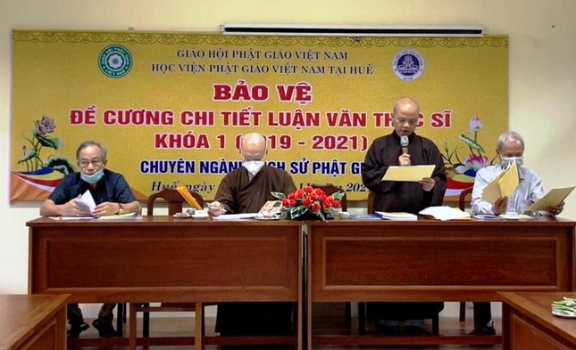 Học viện Phật giáo VN tại Huế: 34 học viên bảo vệ đề cương luận văn Thạc sĩ Phật học ảnh 2