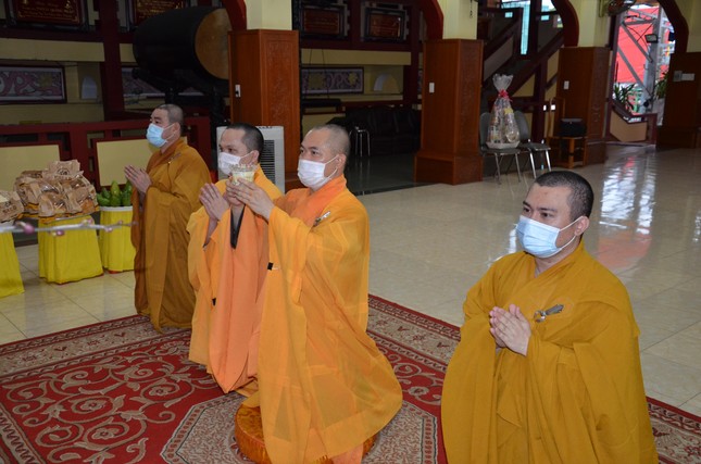 Lễ tưởng niệm húy nhật lần thứ 33 cố Hòa thượng Thích Từ Hạnh tại chùa Hòa Khánh ảnh 4