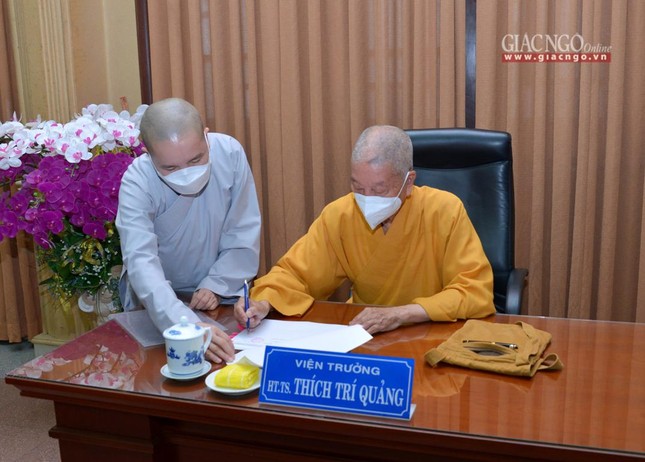 Học viện Phật giáo VN tại TP.HCM chuẩn bị cho việc tốt nghiệp thạc sĩ và cử nhân Phật học ảnh 8