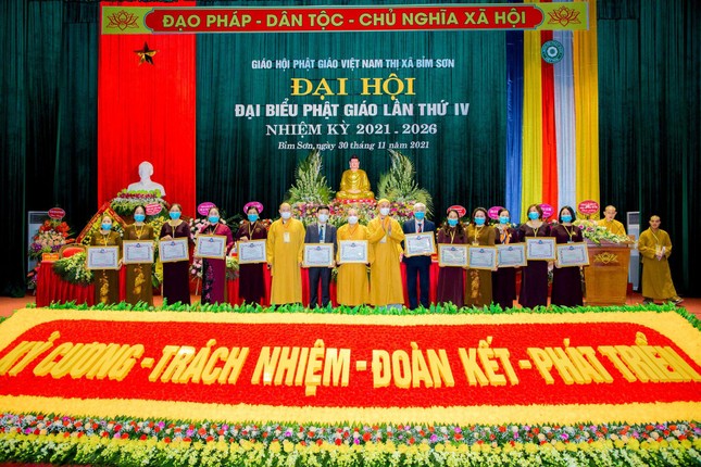 Thanh Hóa: Đại đức Thích Tâm Chính tiếp tục làm Trưởng ban Trị sự GHPGVN thị xã Bỉm Sơn (2021-2026) ảnh 4