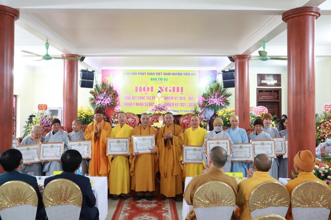 Thái Bình: Chuẩn y nhân sự Ban Trị sự GHPGVN huyện Tiền Hải nhiệm kỳ 2021-2026 ảnh 4