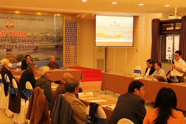 Hội nghị "Tiếp cận nghiên cứu văn hóa Phật giáo trên đất Huế" ảnh 1