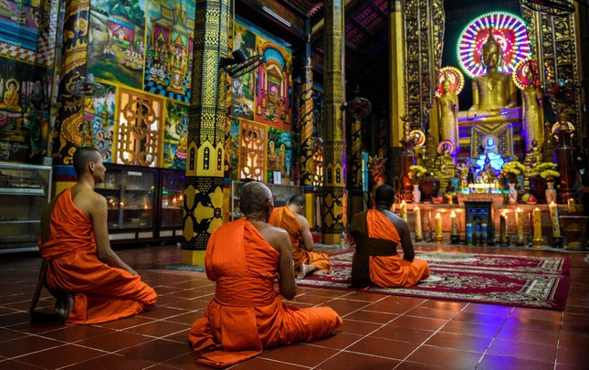 Không khí chuẩn bị đón Tết Chôl Chnăm Thmây của các chùa Khmer ở Trà Vinh ảnh 20