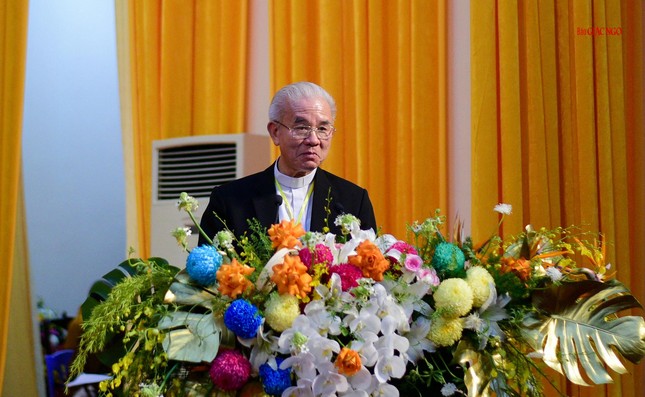 Thanh Hóa: Thượng tọa Thích Tâm Định được suy cử tân Trưởng ban Trị sự tỉnh nhiệm kỳ 2022-2027 ảnh 16