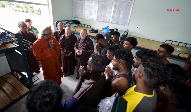 GHPGVN tổ chức cứu trợ hơn 300 người Sri Lanka gặp nạn ngoài biển Vũng Tàu ảnh 2
