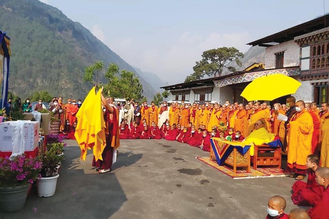 Vương quốc hạnh phúc Bhutan và chiến dịch tiêm vắc-xin Covid-19 vượt cả Mỹ, Anh ảnh 3