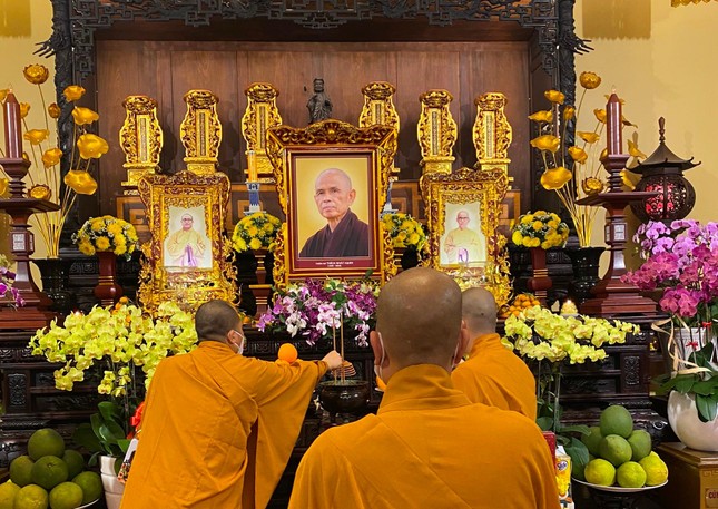 Tổ đình Ấn Quang tưởng niệm Thiền sư Thích Nhất Hạnh ảnh 2