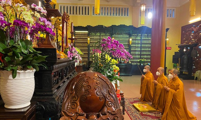 Tổ đình Ấn Quang tưởng niệm Thiền sư Thích Nhất Hạnh ảnh 3