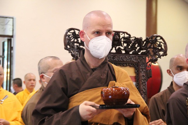 [Ảnh] Lễ thỉnh Giác linh Thiền sư tham yết Phật Tổ và sái tịnh Đài trà-tỳ ảnh 17