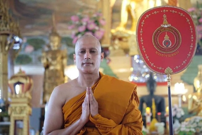 Nam diễn viên chính trong phim "Cuộc đời Đức Phật" xuất gia gieo duyên tại Thái Lan ảnh 2