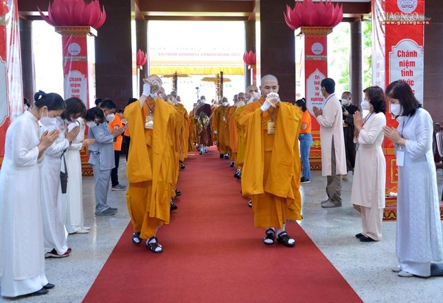 Trang trọng lễ tốt nghiệp năm 2022 các hệ đào tạo thuộc Học viện Phật giáo VN tại TP.HCM ảnh 12