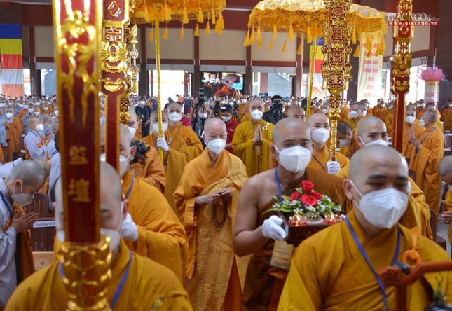 Trang trọng lễ tốt nghiệp năm 2022 các hệ đào tạo thuộc Học viện Phật giáo VN tại TP.HCM ảnh 13